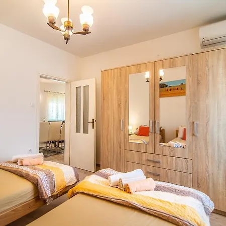 Holiday House Vlahovich Holiday home